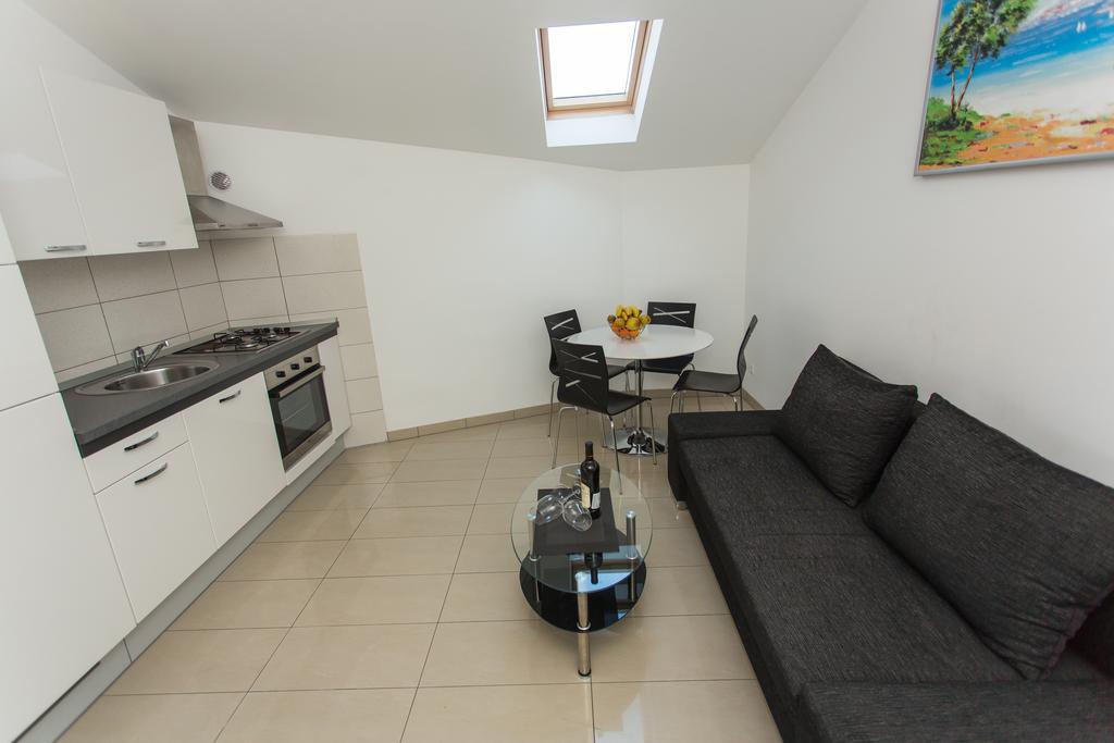 Apartments Little Paradise Trogir Kamer foto